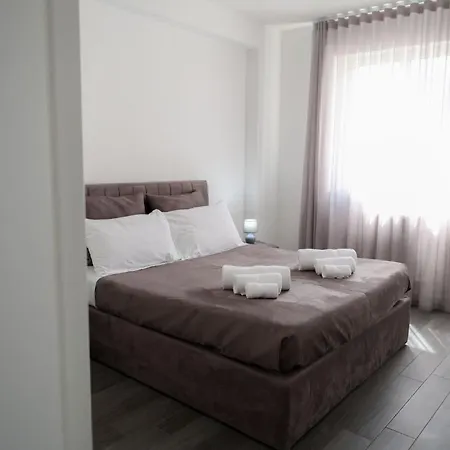 Pensiune Airport Grey 3*