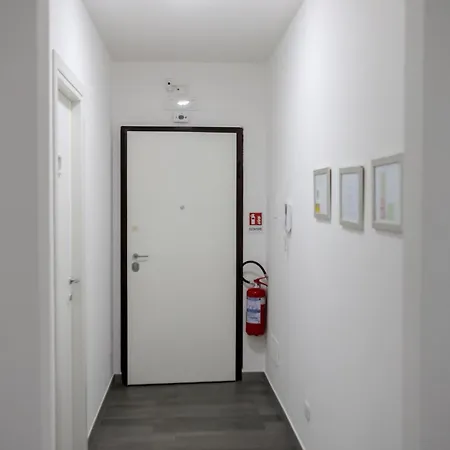 Airport Grey 3*